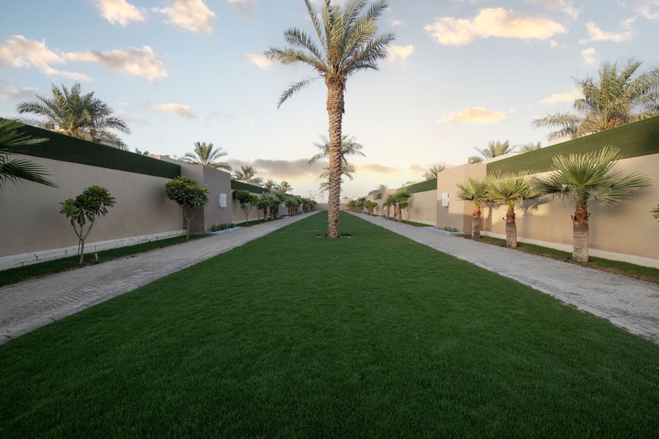 المنتجعات الأولى