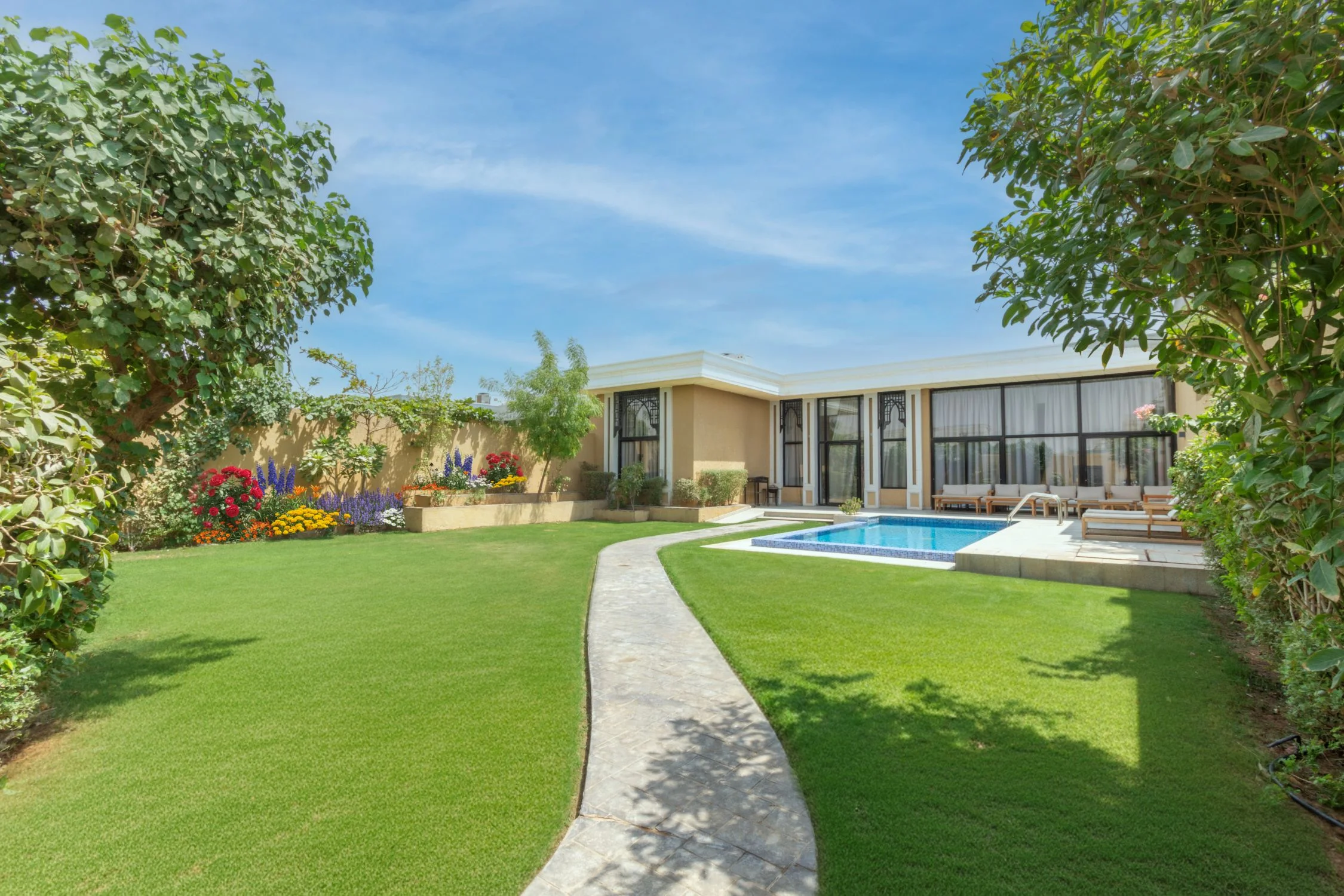 منتجع إناله